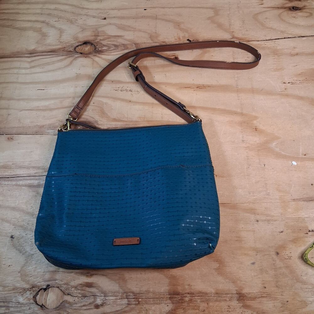 Fossil Womens Crossbody Bag Leather Teal Medium Purse Multi Pockets Long Strap